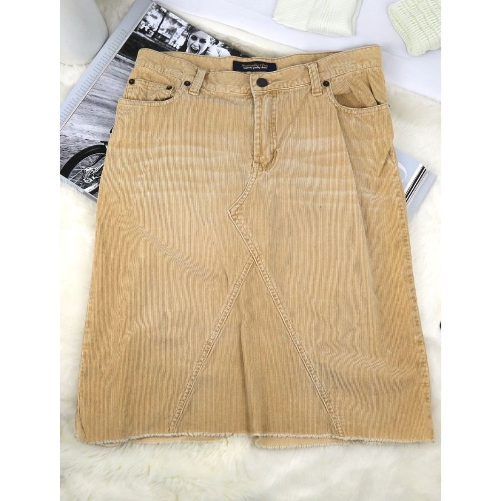 Vintage Abercrombie & Fitch Beige Corduroy Skirt | Size 4 | 100% Cotton